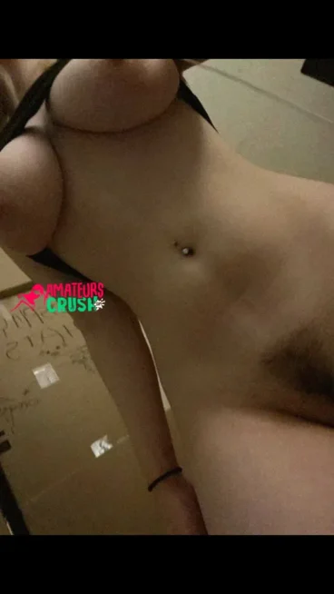 naked big boobed busty amateur selfie nude